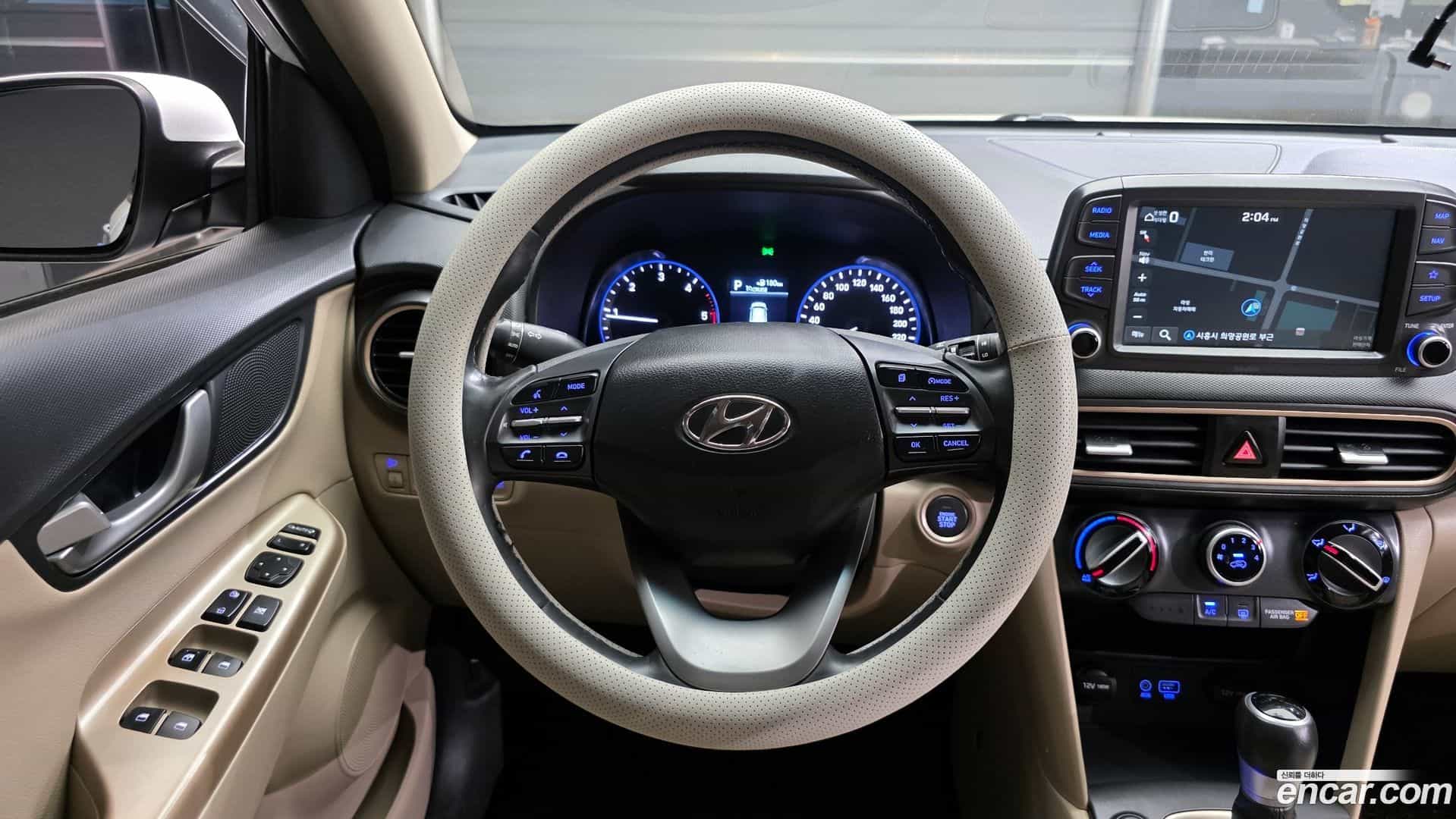 Kona Hyundai 2017.8-OPTION-016