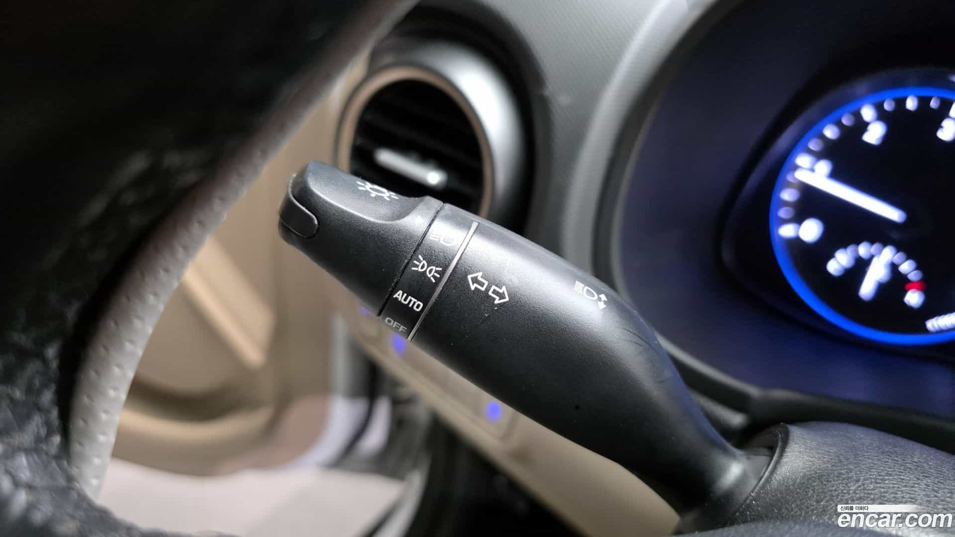 Kona Hyundai 2017.8-OPTION-019