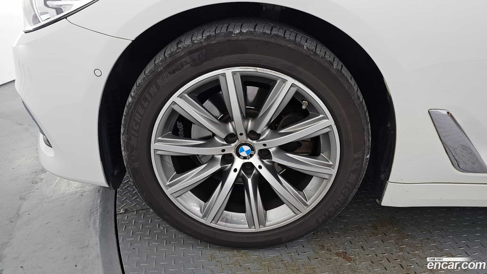 5-Series BMW 2019.5-OUTER-005
