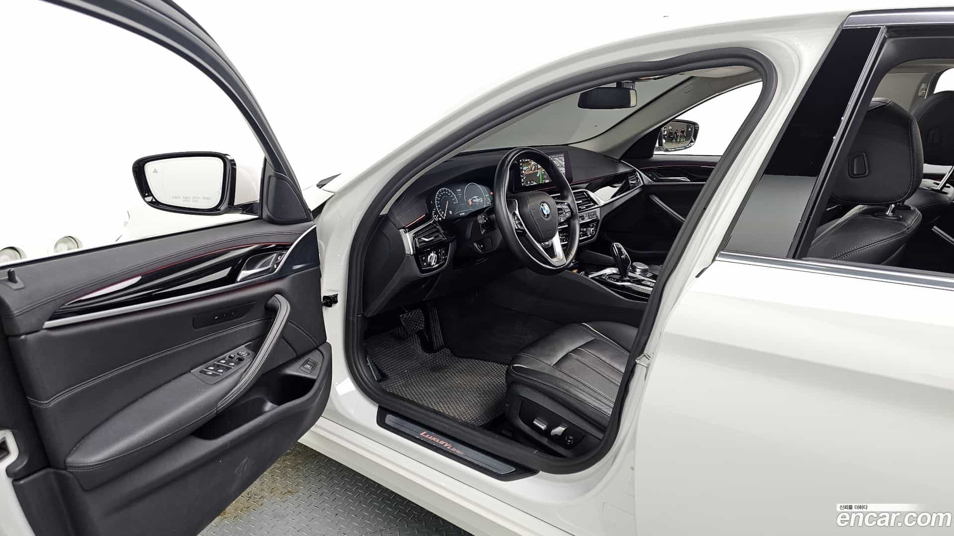 5-Series BMW 2019.5-INNER-010