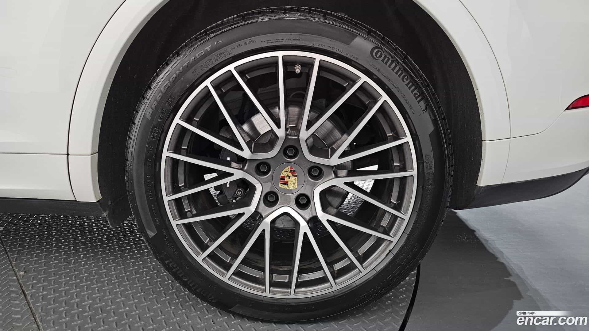 Cayenne Porsche 2023.4-OUTER-031