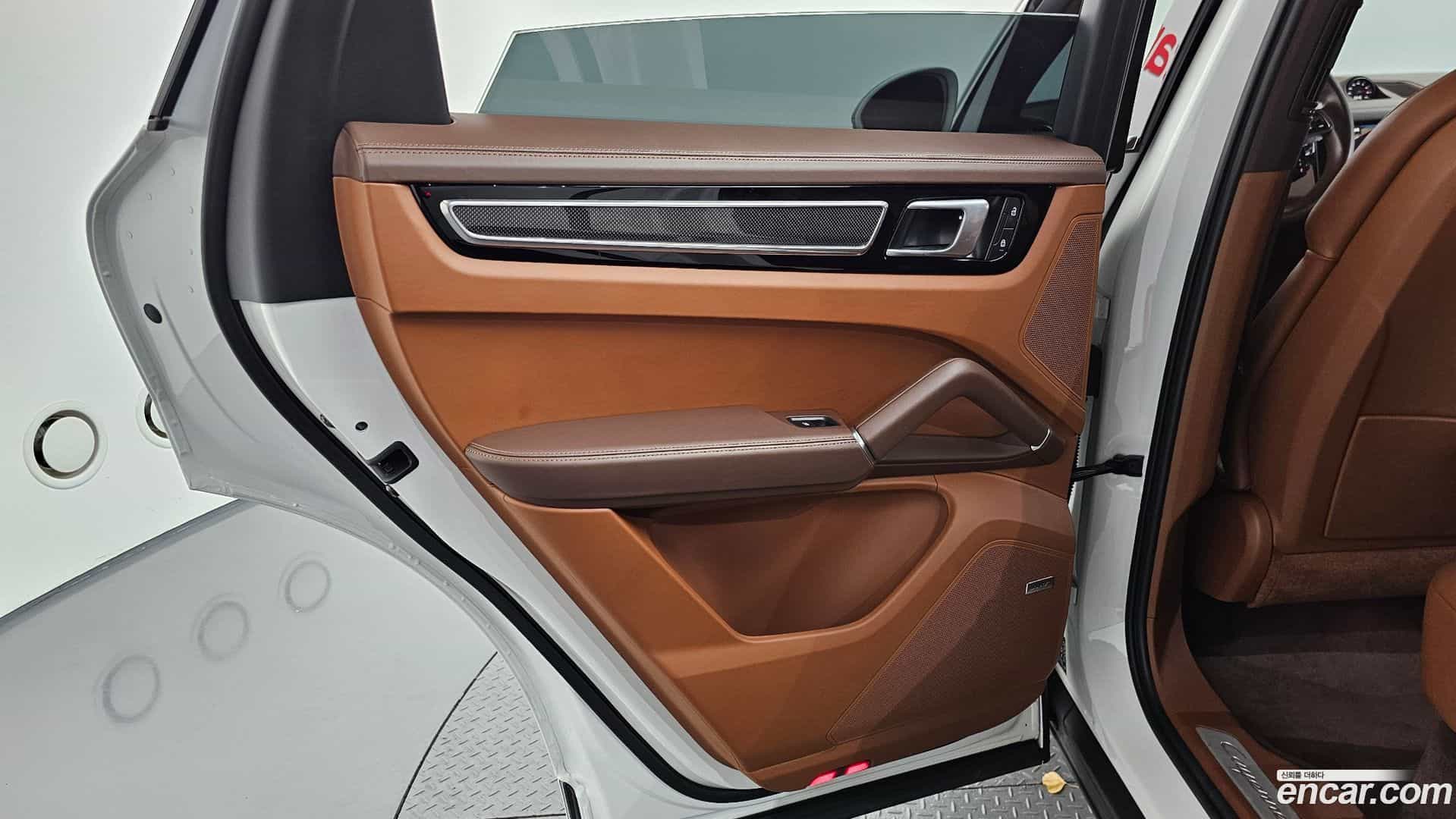 Cayenne Porsche 2023.4-INNER-035