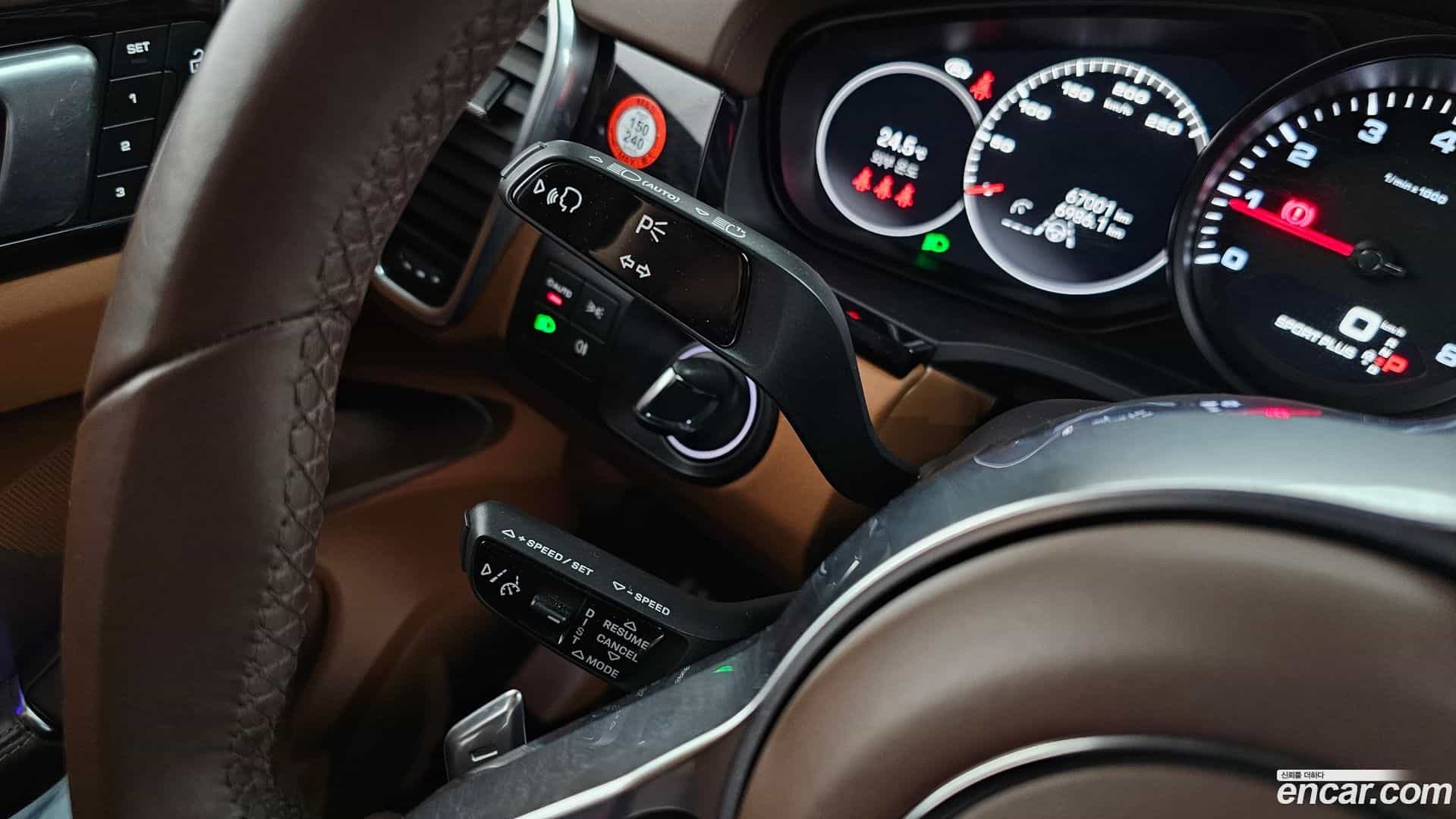 Cayenne Porsche 2023.4-OPTION-050