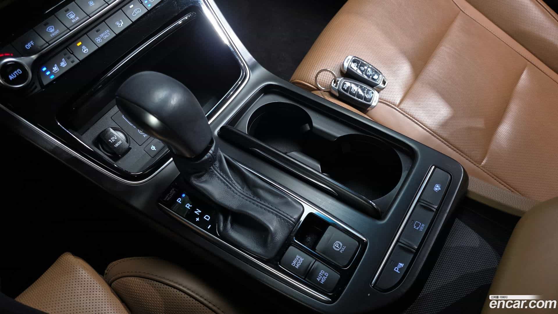 Grandeur Hyundai 2017.4-INNER-009
