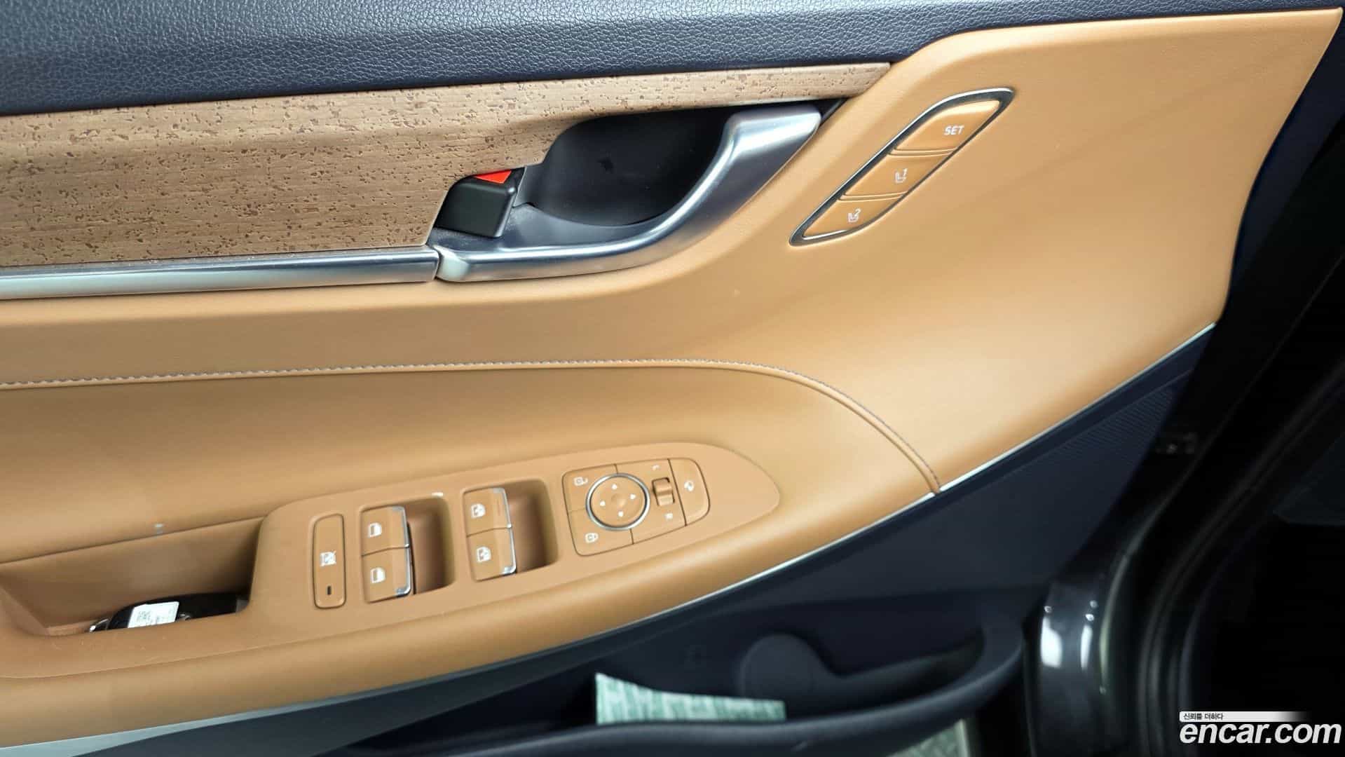 Grandeur Hyundai 2017.4-OPTION-041