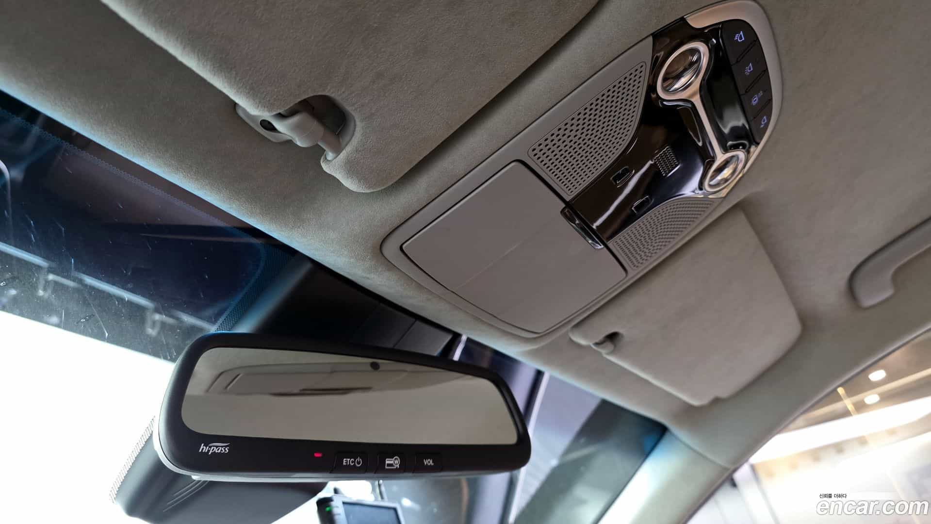 Grandeur Hyundai 2017.4-OPTION-042
