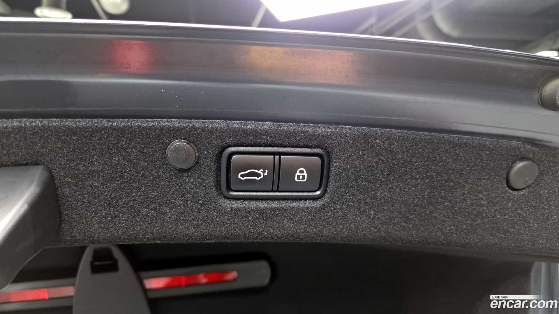 Grandeur Hyundai 2017.4-OPTION-046