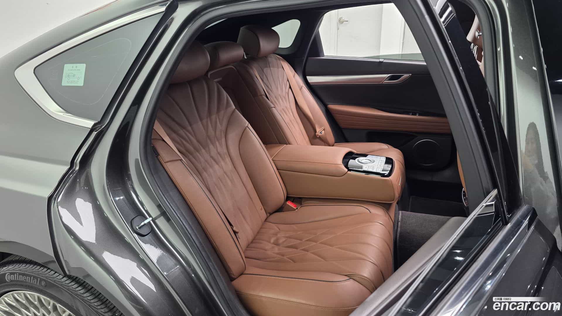 G80 Genesis 2022.1-OPTION-015