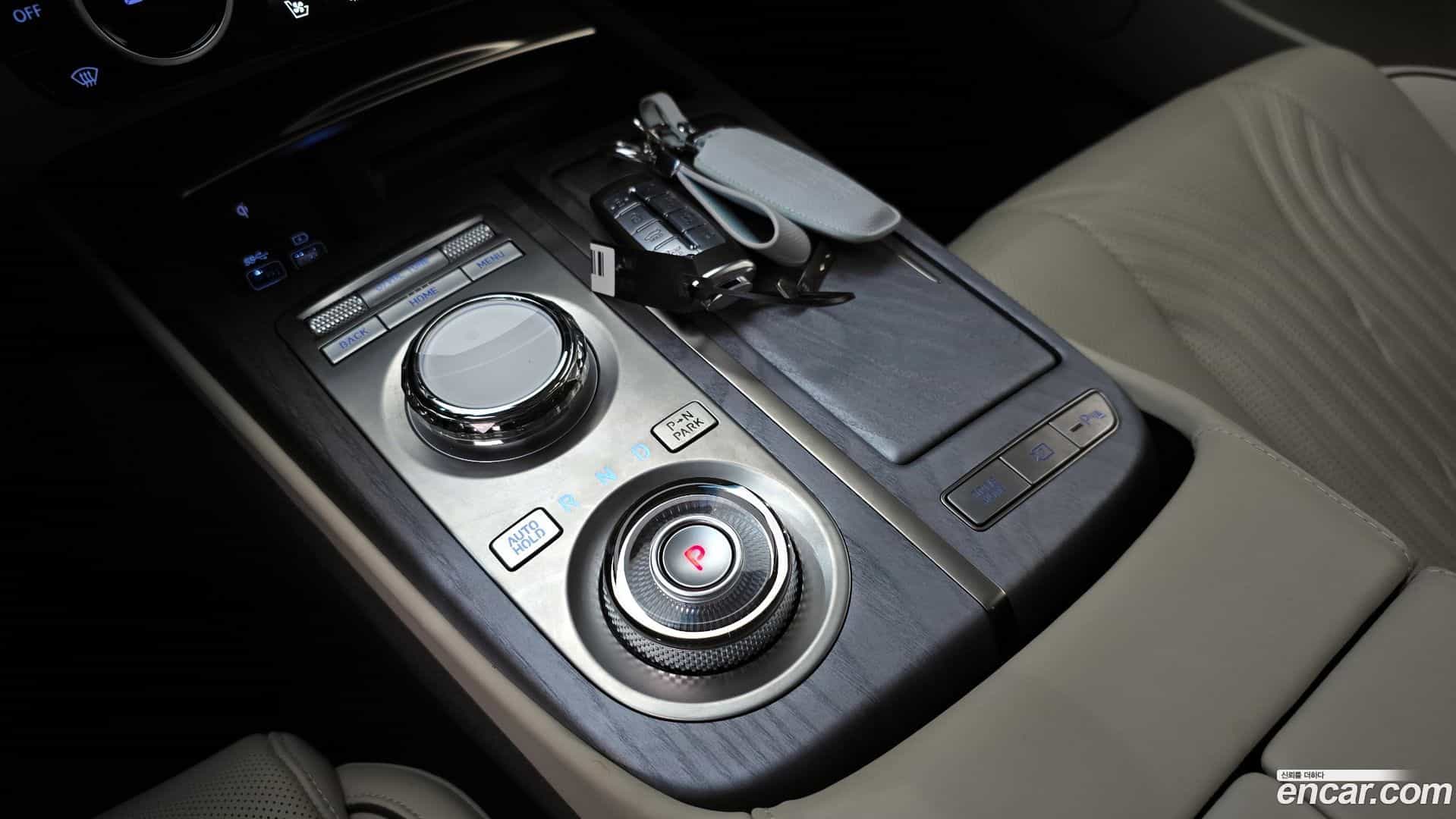G80 Genesis 2023.1-INNER-009