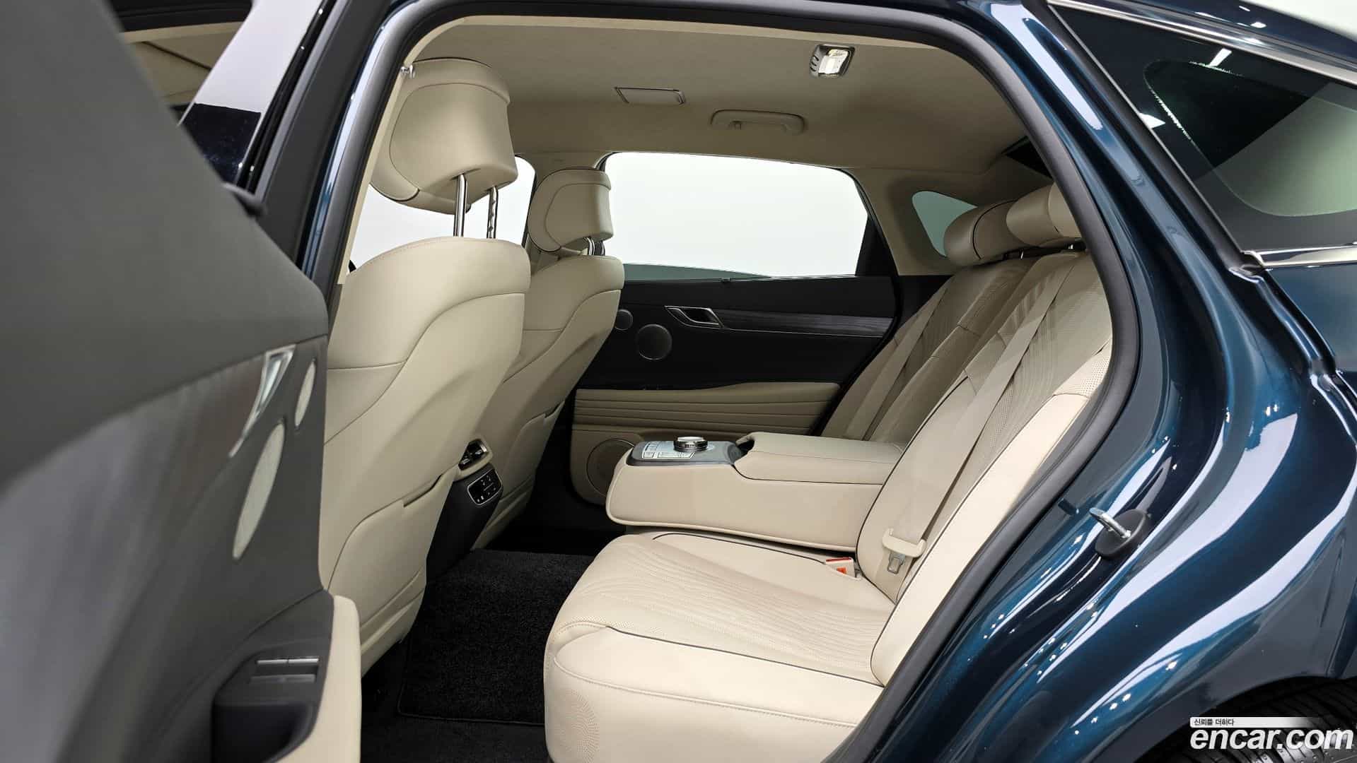 G80 Genesis 2023.1-OPTION-016