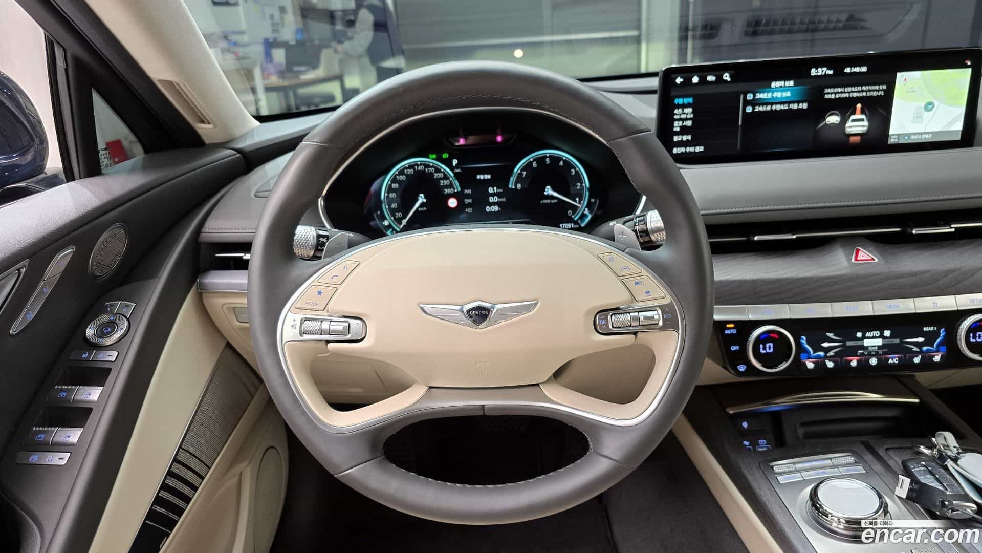 G80 Genesis 2023.1-OPTION-017