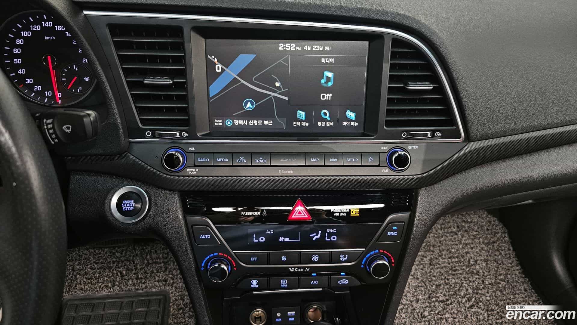 AVANTE Hyundai 2017.5-OPTION-018