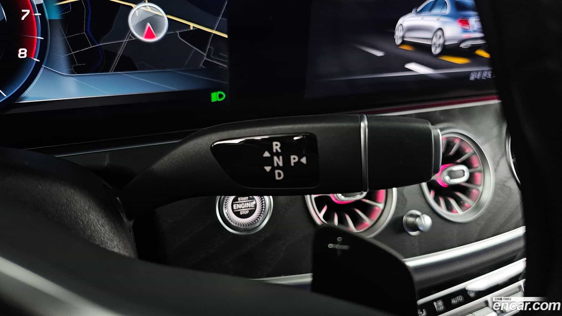 E-Class Mercedes-Benz 2018.7-OPTION-044