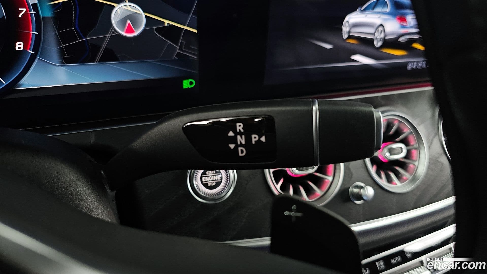 Main__Slider__Photo:E-Class Mercedes-Benz 2018.7-30