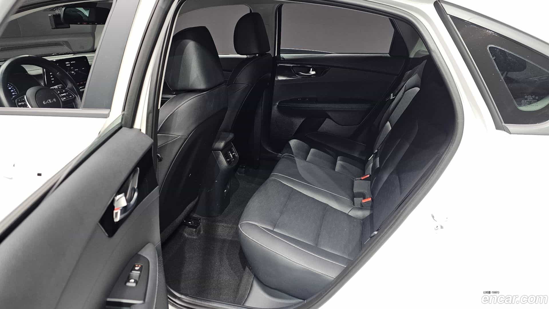 K3 Kia 2023.8-OPTION-022