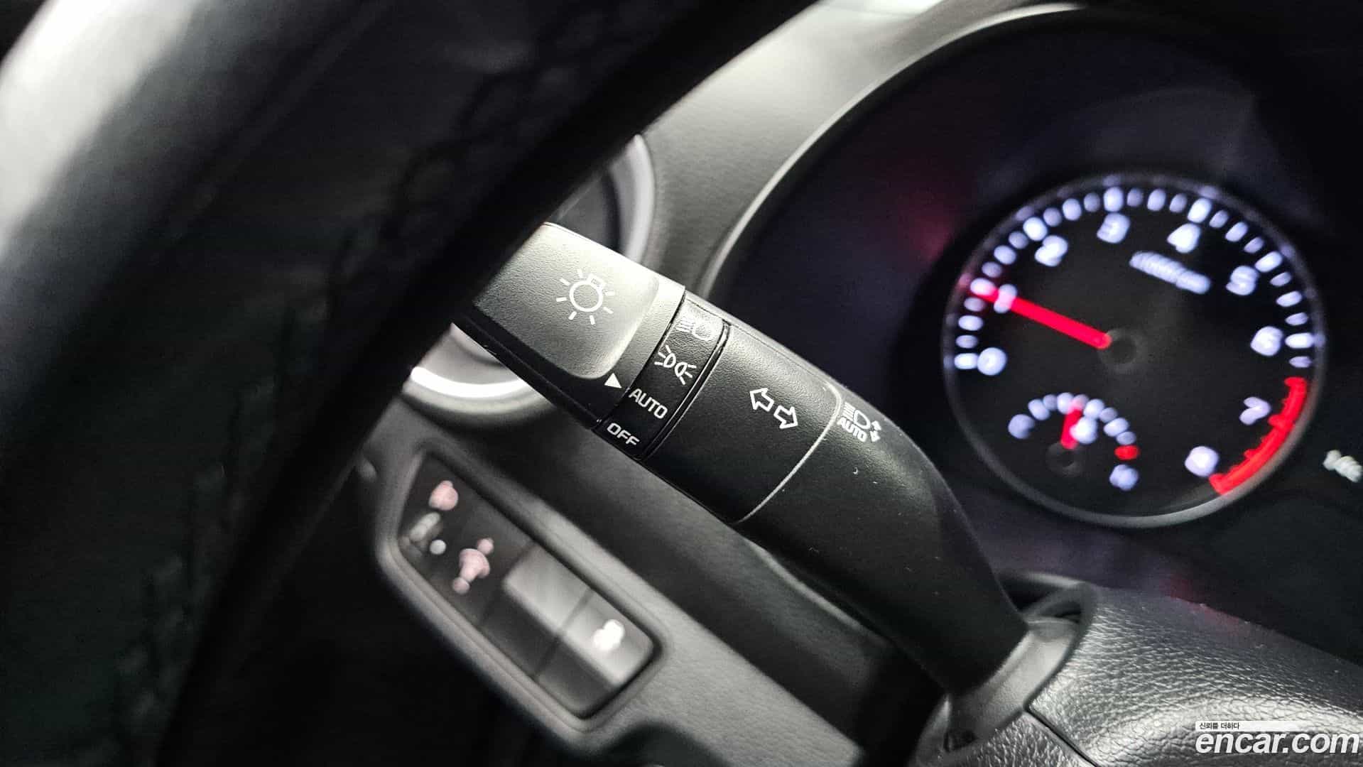 K3 Kia 2023.8-OPTION-040