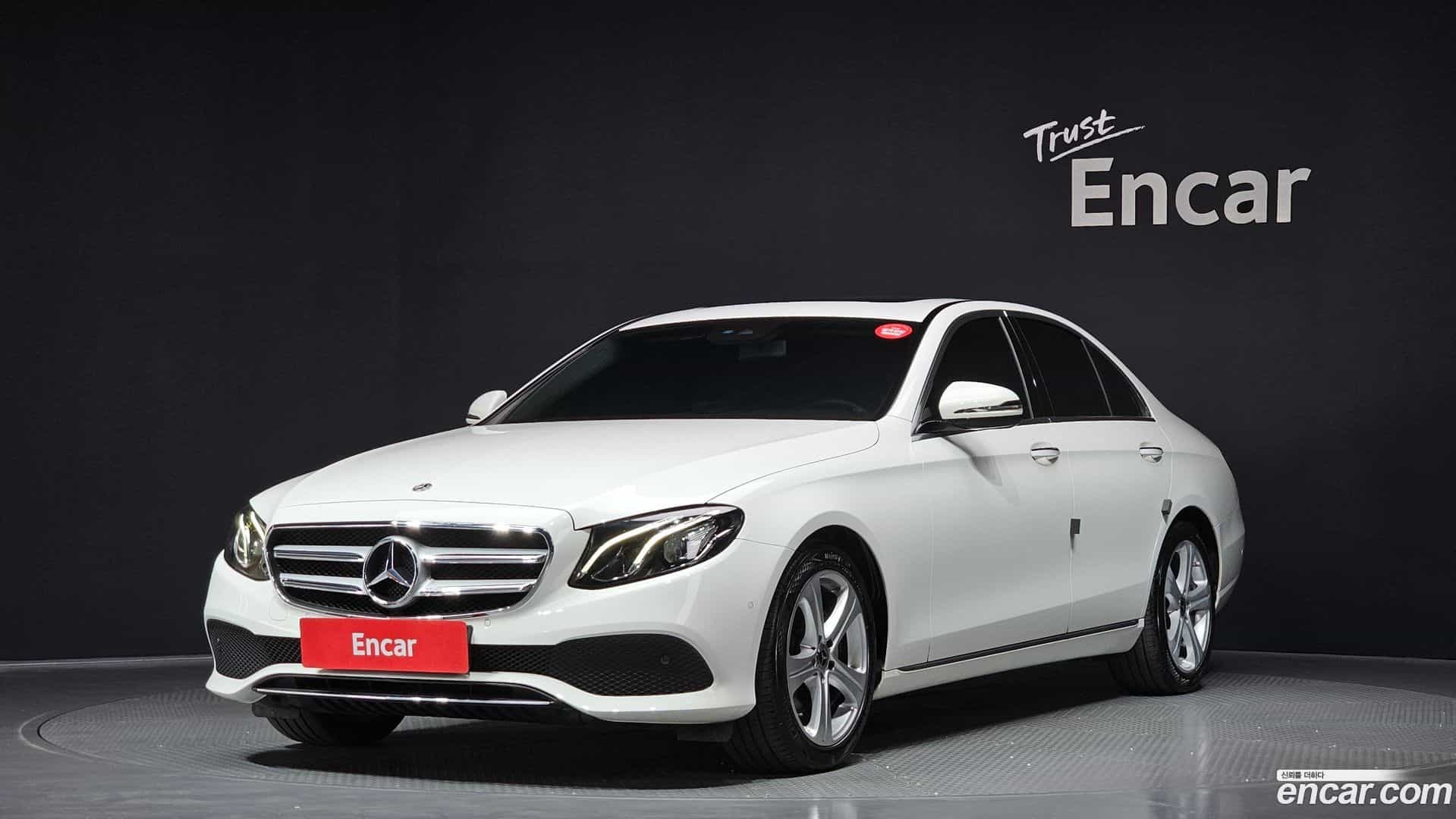 E-Class Mercedes-Benz 2017.9-OUTER-001