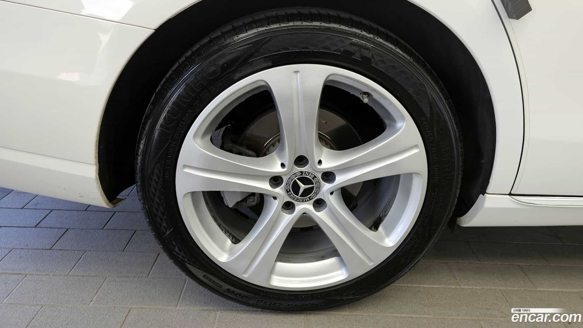 E-Class Mercedes-Benz 2017.9-OUTER-005