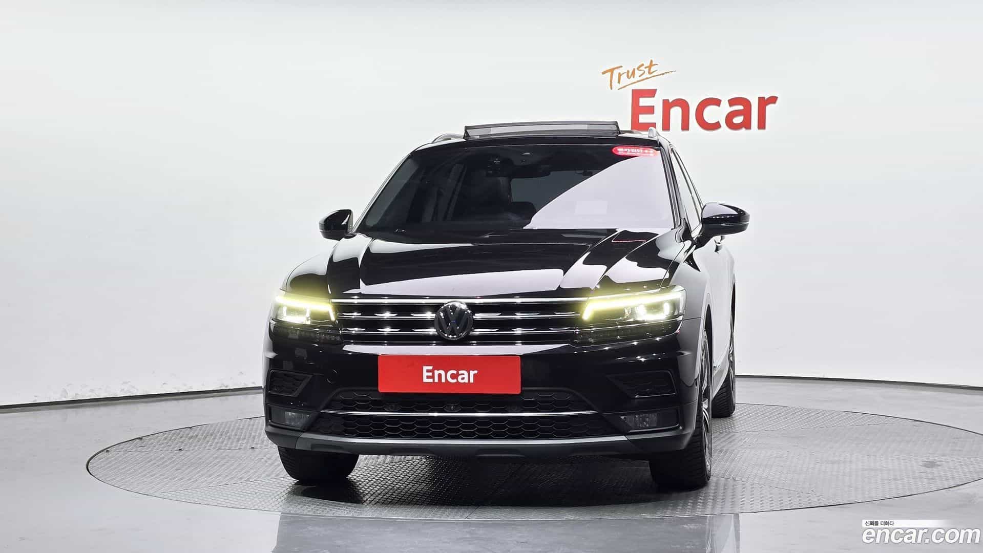 Tiguan Volkswagen 2020.5-OUTER-003
