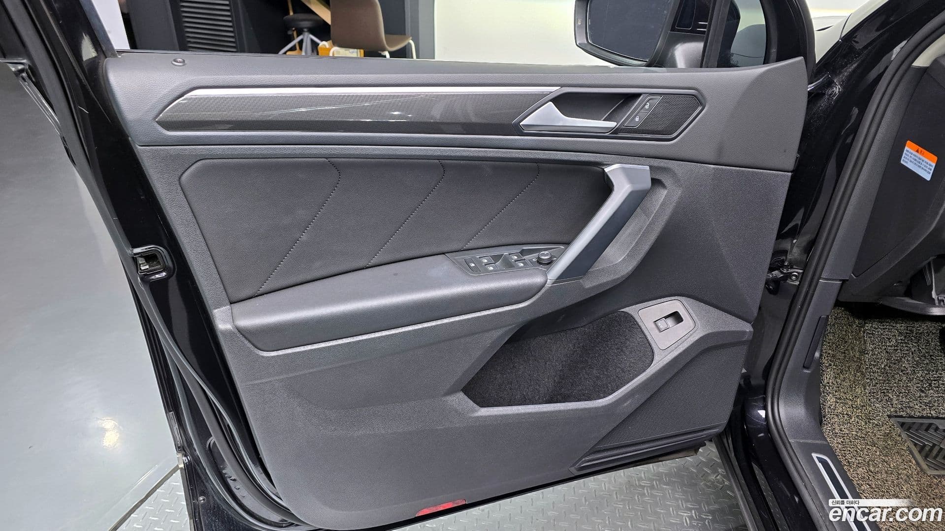 Main__Slider__Photo:Tiguan Volkswagen 2020.5-23