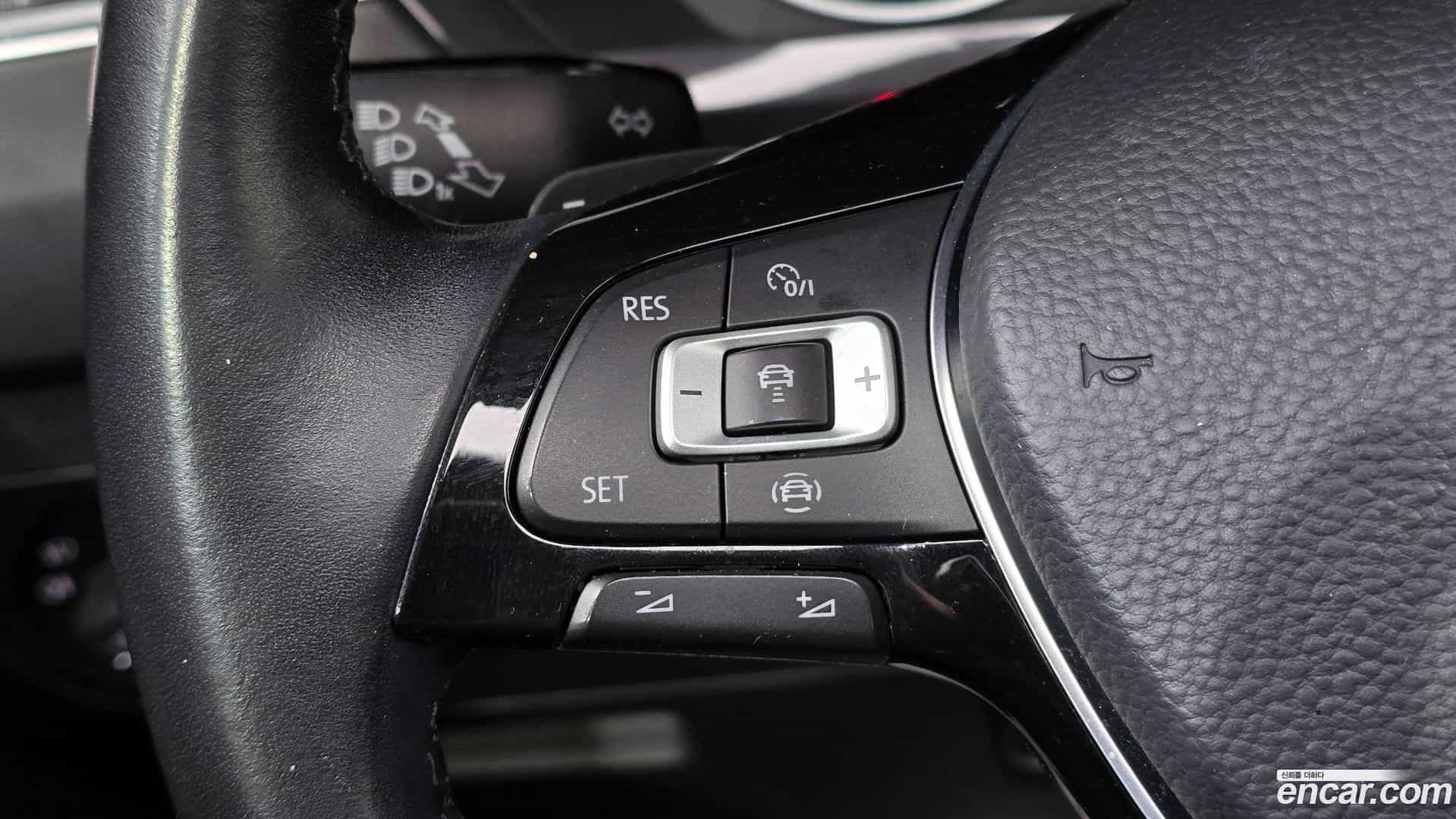 Tiguan Volkswagen 2020.5-OPTION-040