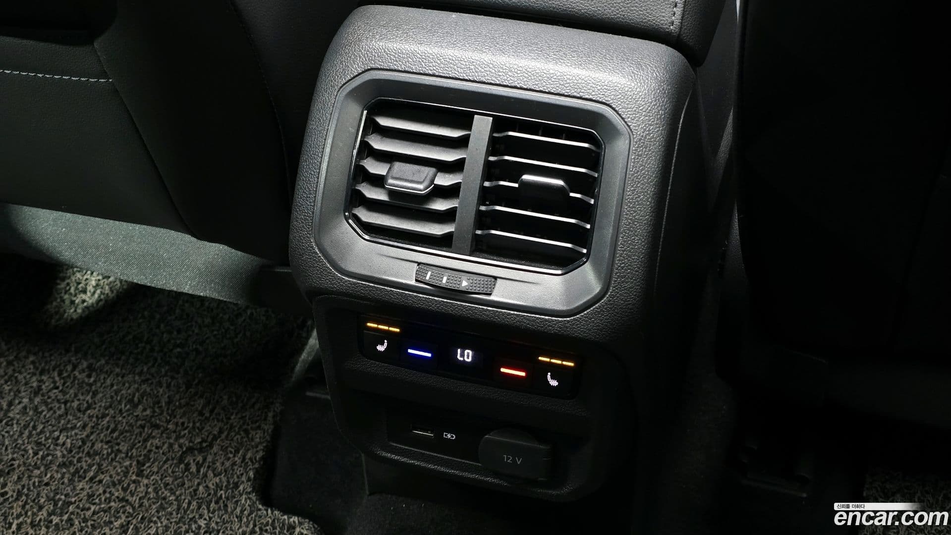 Main__Slider__Photo:Tiguan Volkswagen 2020.5-30