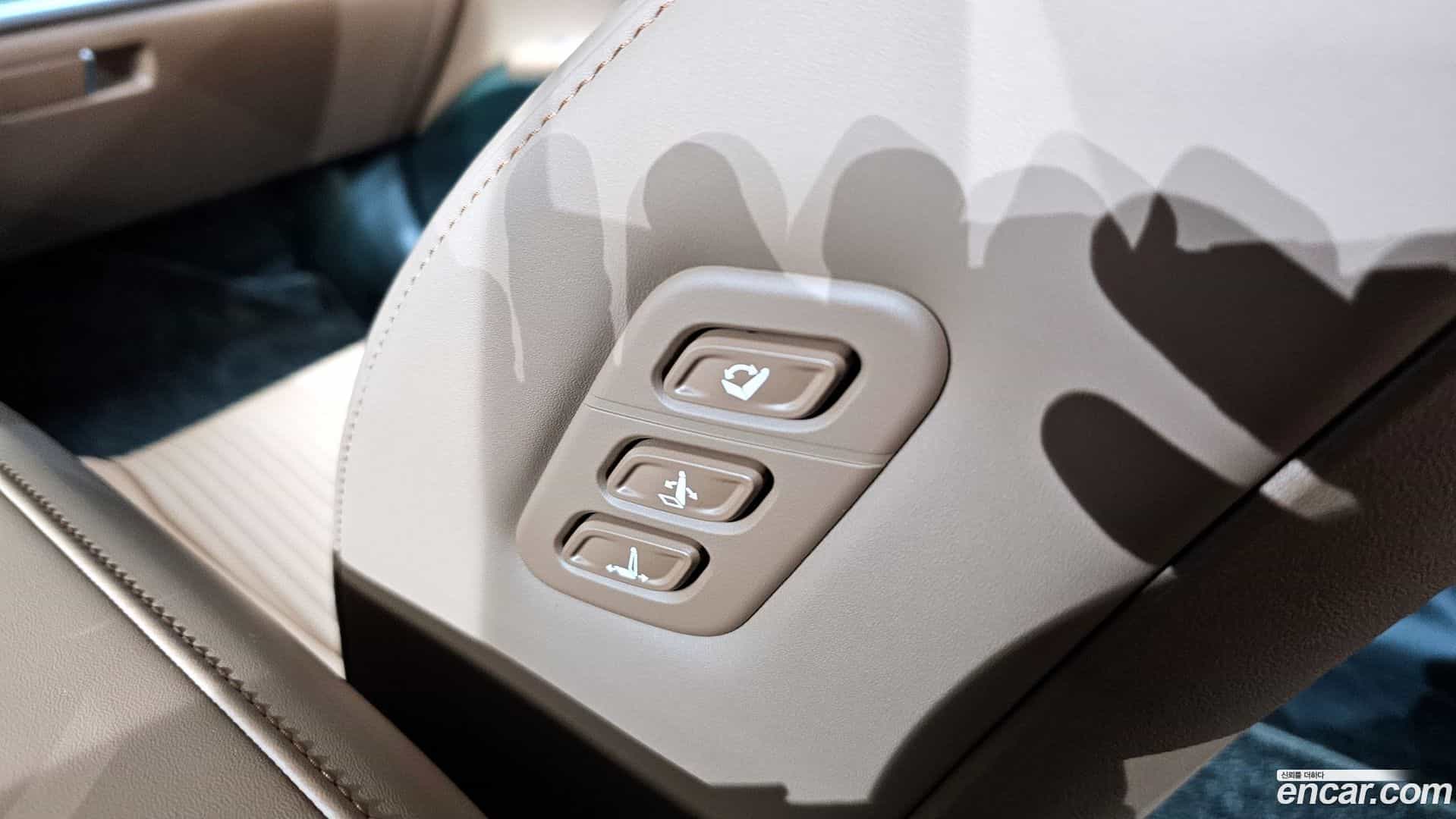 Grandeur Hyundai 2024.3-OPTION-040