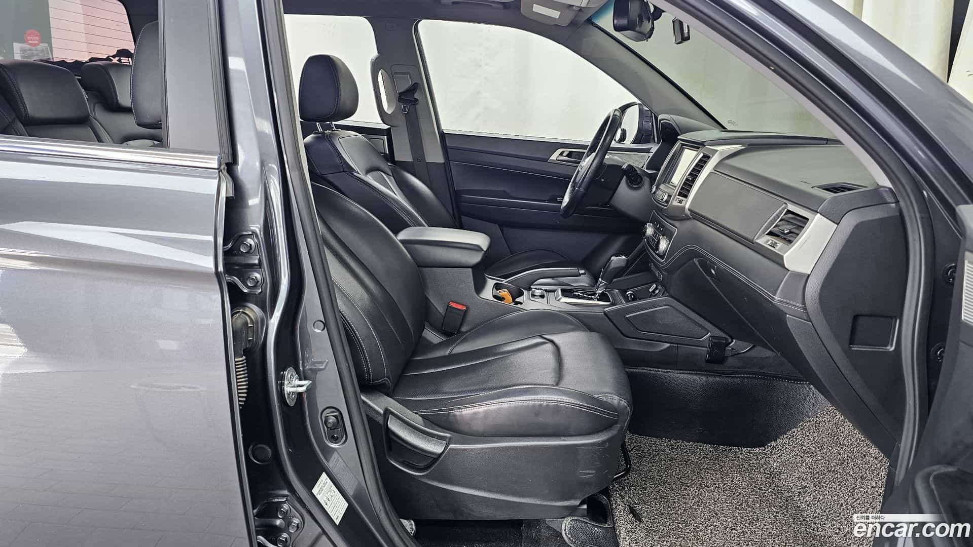 Rexton KG Mobility 2018.4-OPTION-015
