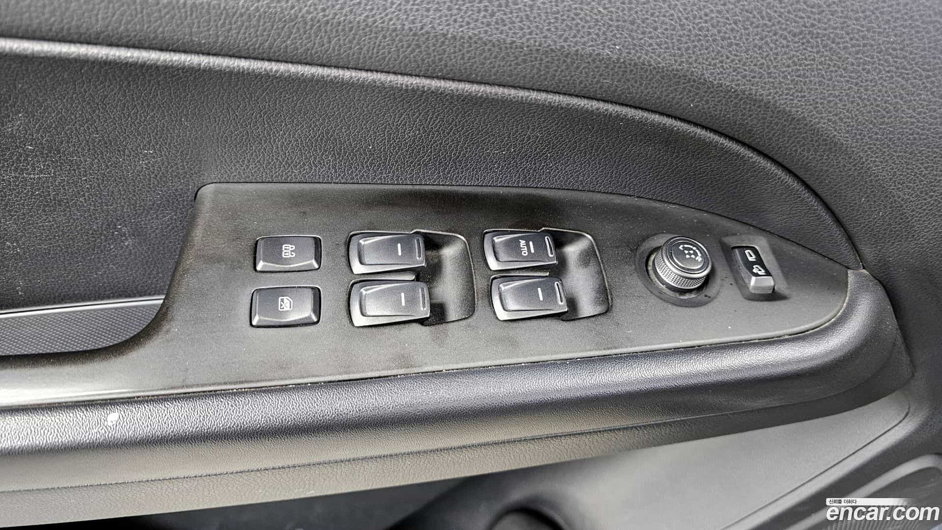Rexton KG Mobility 2018.4-OPTION-042