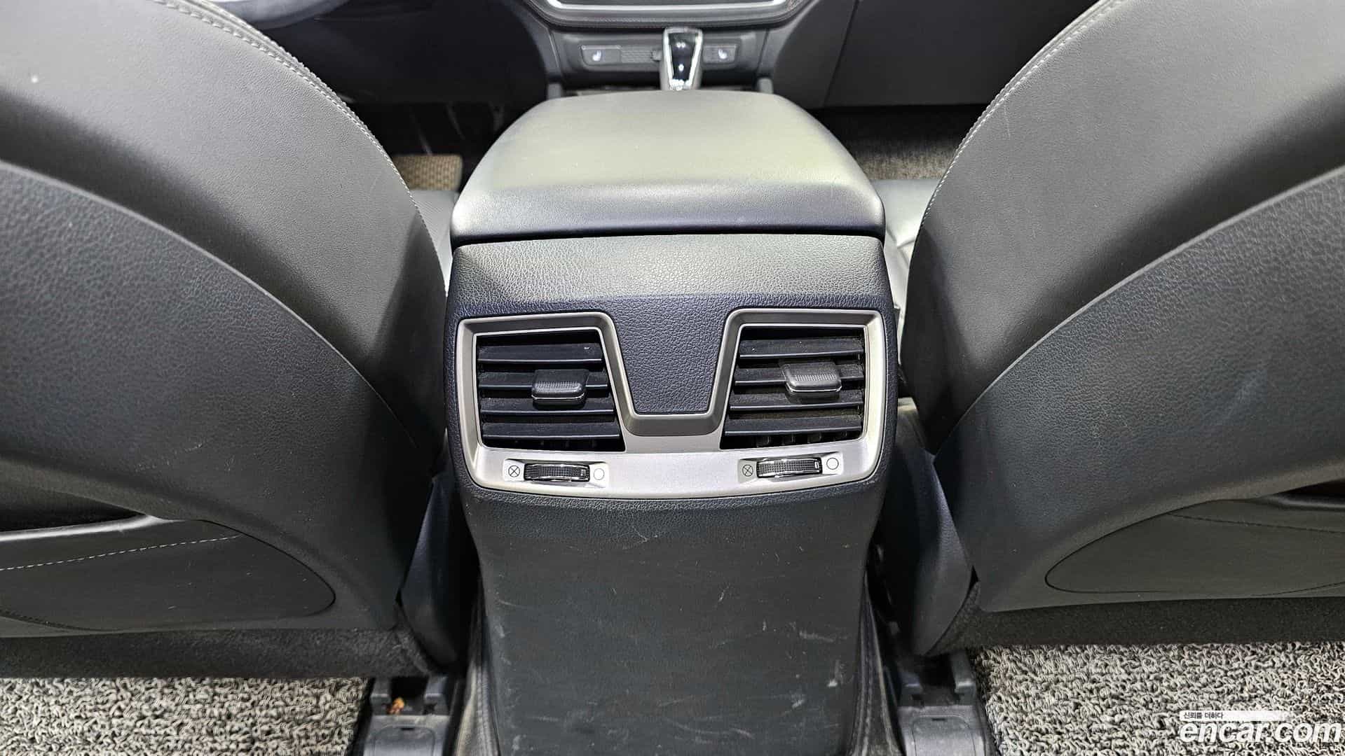 Rexton KG Mobility 2018.4-OPTION-043