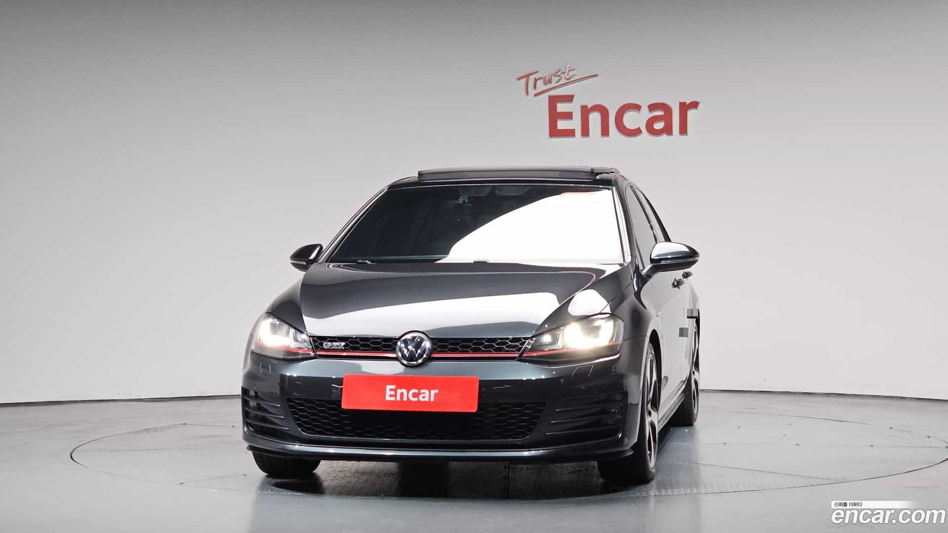 Golf Volkswagen 2016.6-OUTER-003