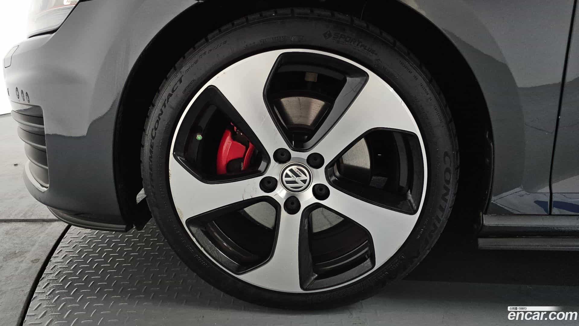 Golf Volkswagen 2016.6-OUTER-005