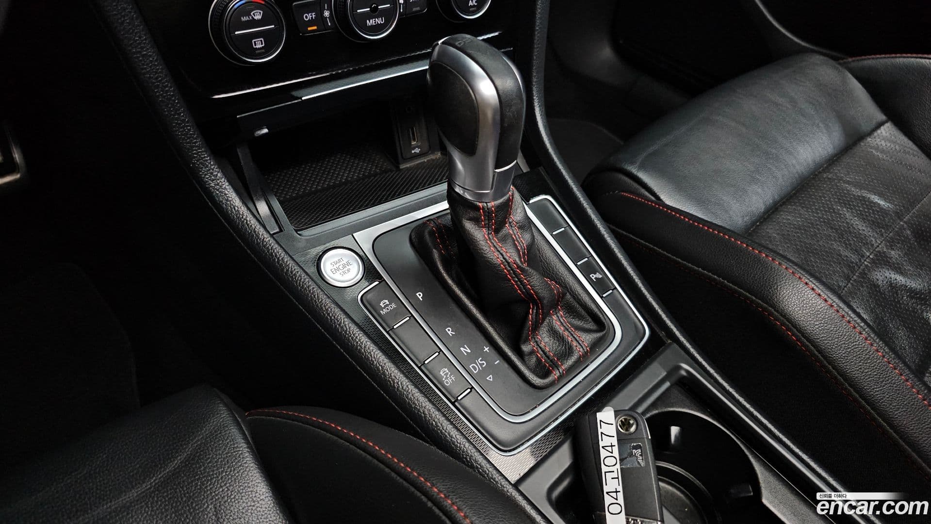 Main__Slider__Photo:Golf Volkswagen 2016.6-8