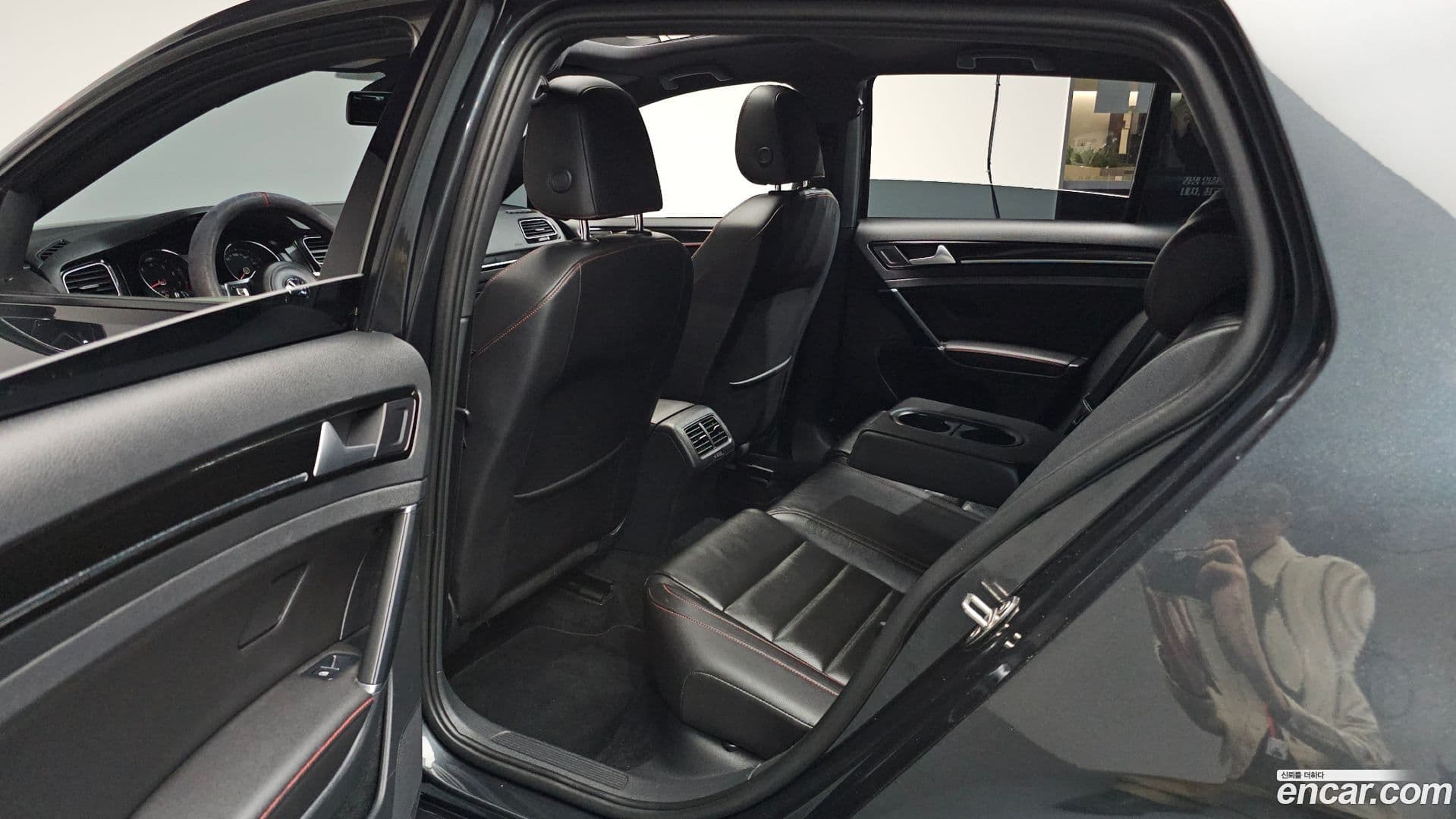 Main__Slider__Photo:Golf Volkswagen 2016.6-11