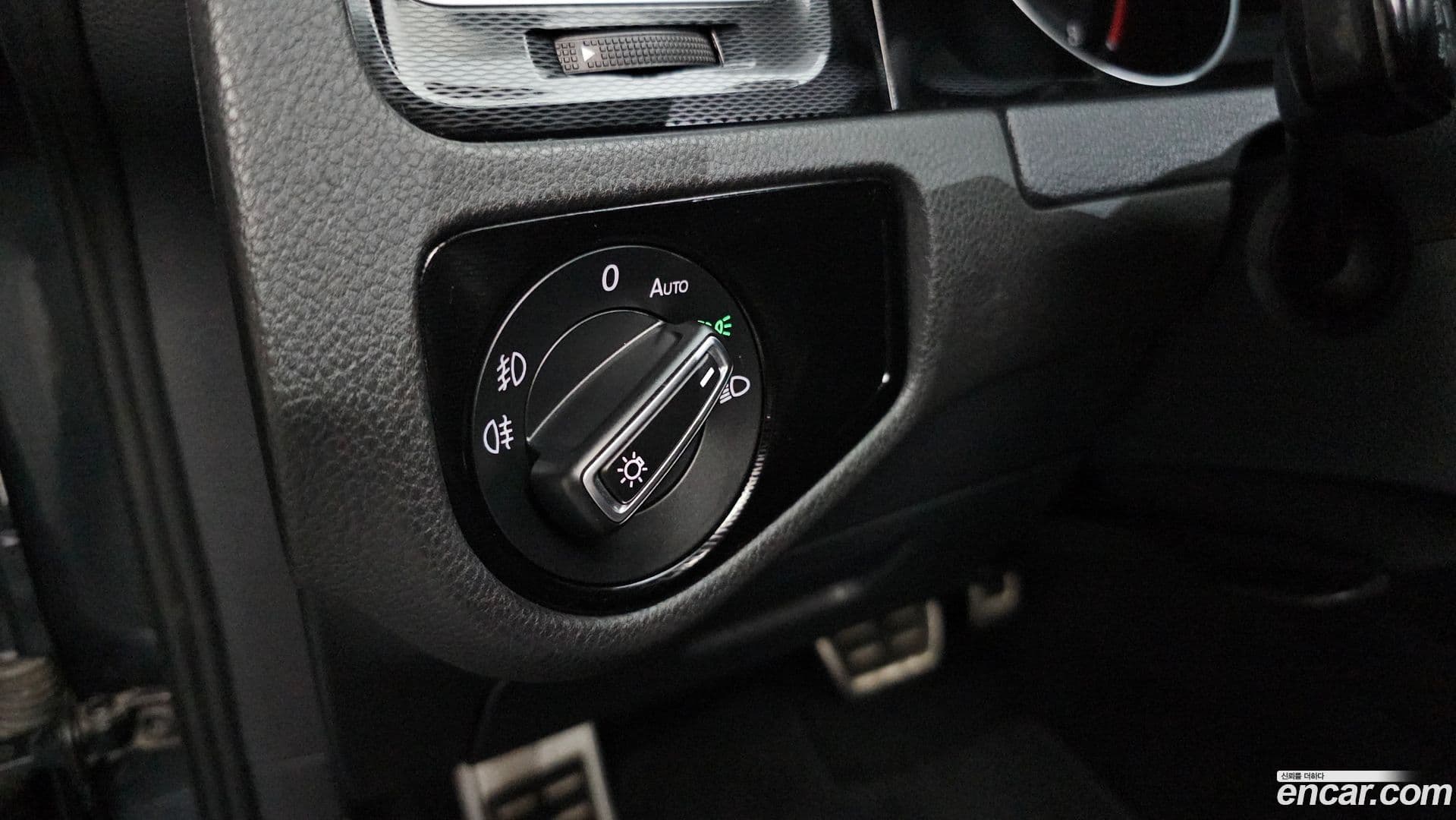Main__Slider__Photo:Golf Volkswagen 2016.6-26