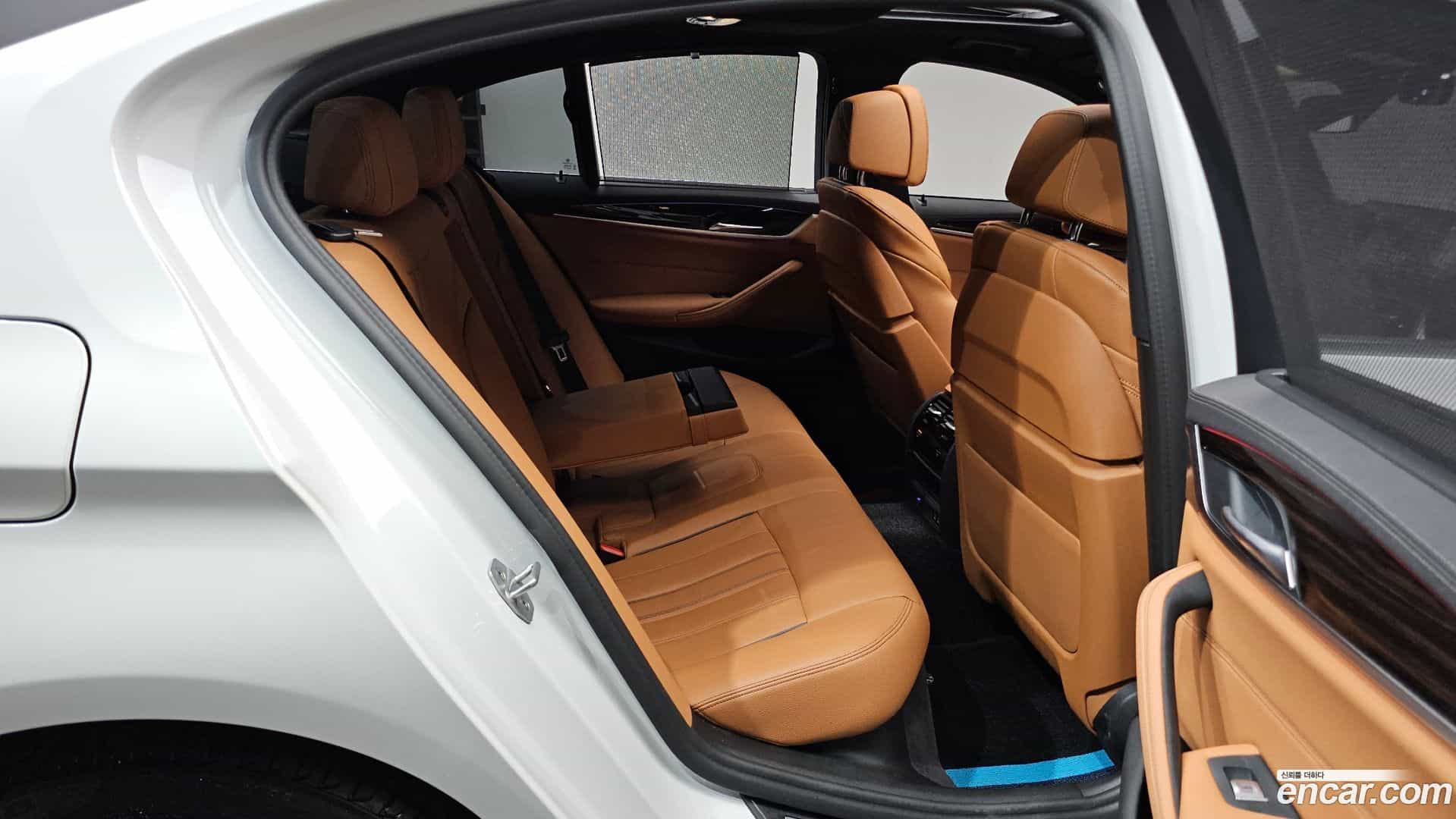 5-Series BMW 2022.3-OPTION-015