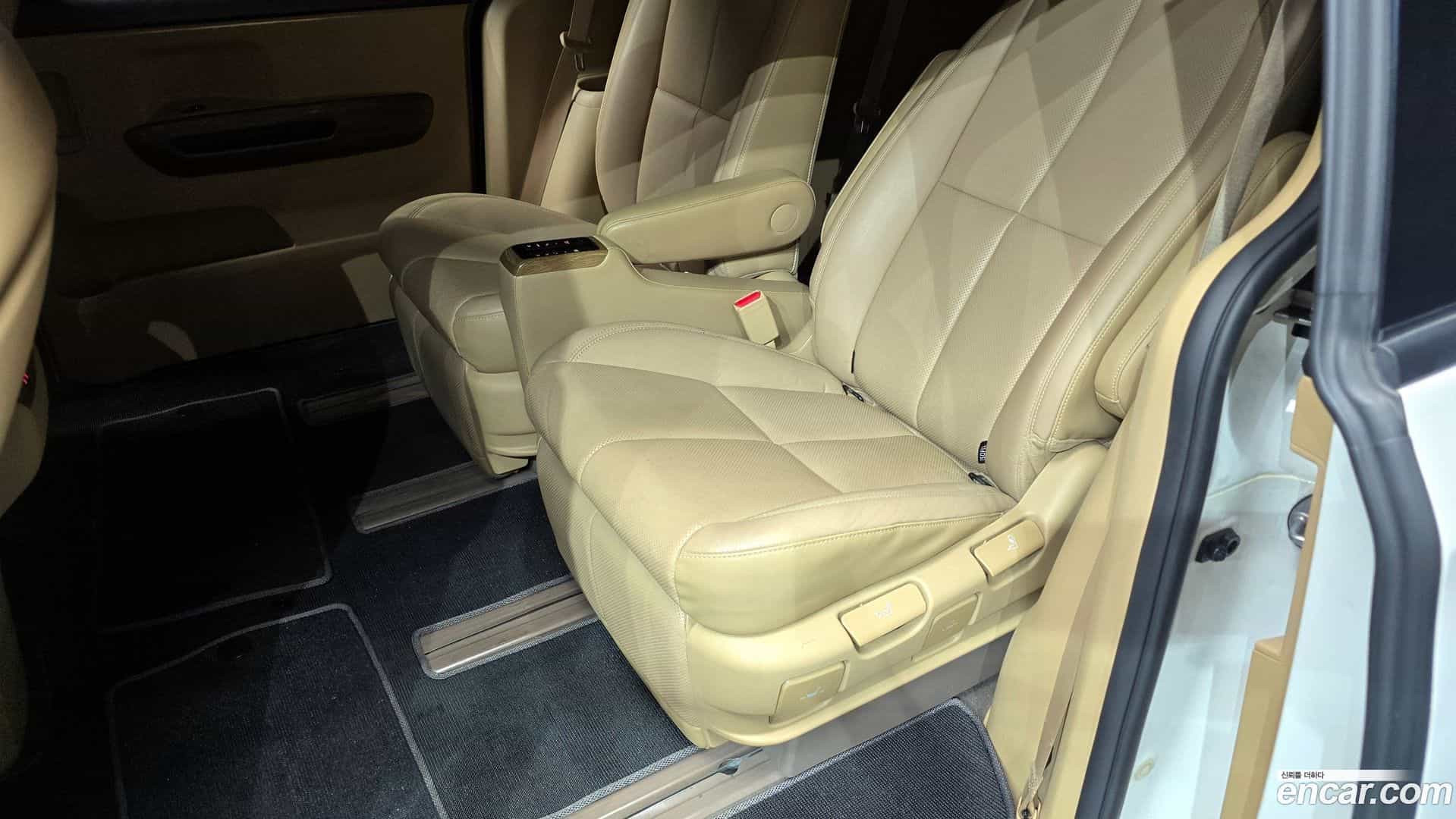 Canival Kia 2016.6-OPTION-016