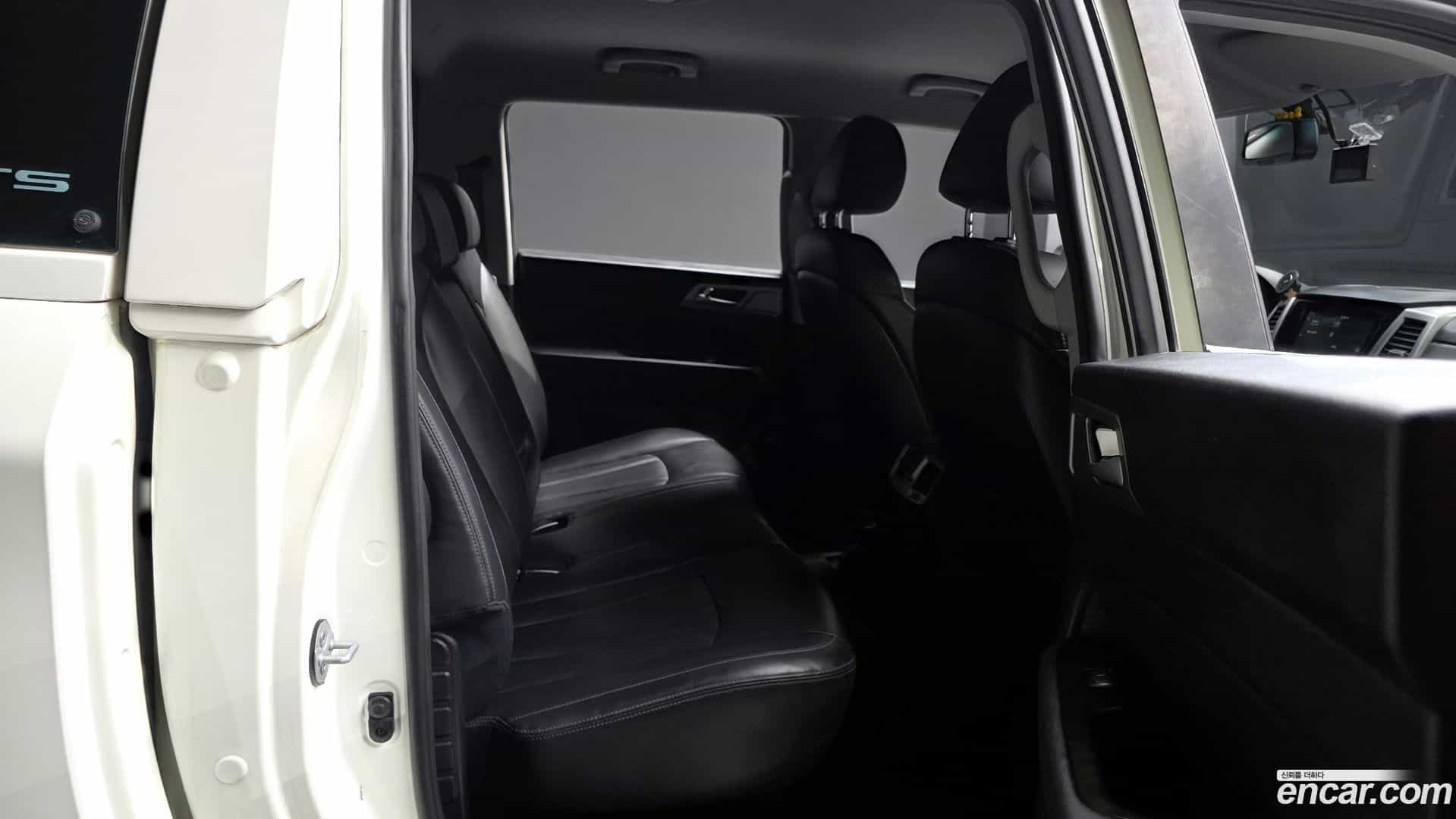 Rexton KG Mobility 2018.8-OPTION-015