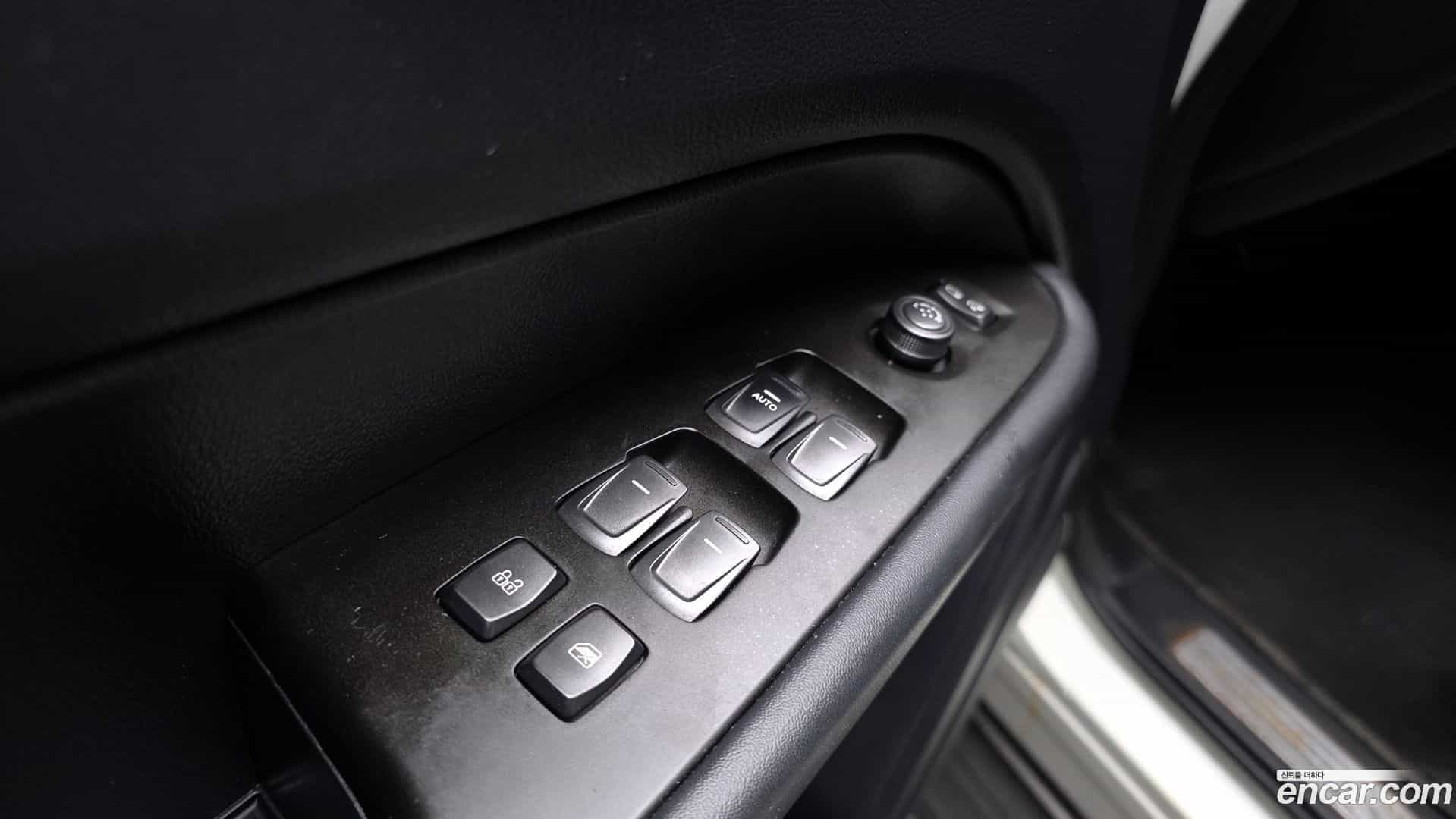 Rexton KG Mobility 2018.8-OPTION-021