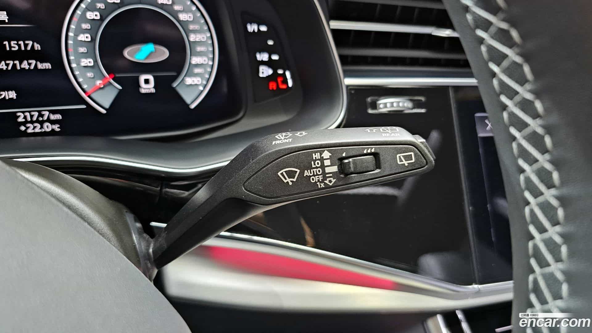 Q8 Audi 2023.11-OPTION-023