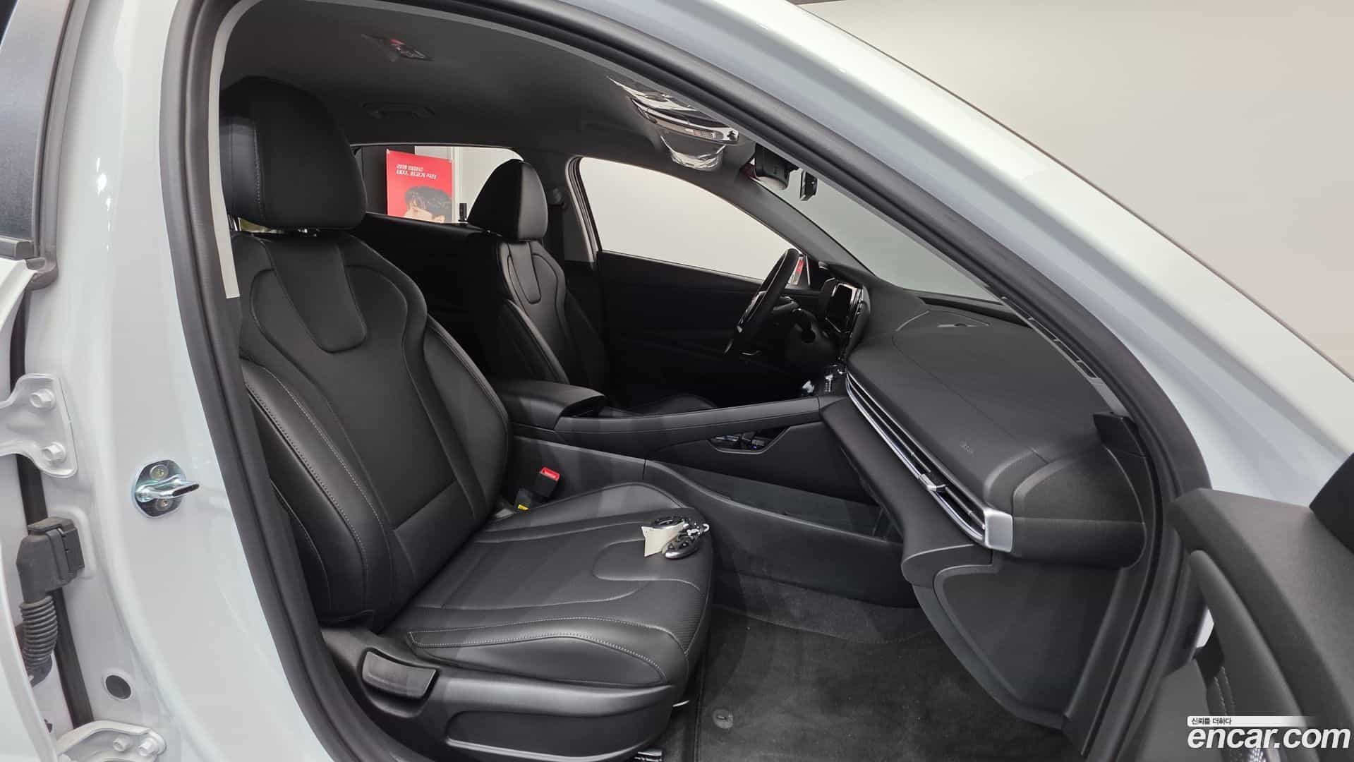 AVANTE Hyundai 2025.7-INNER-010