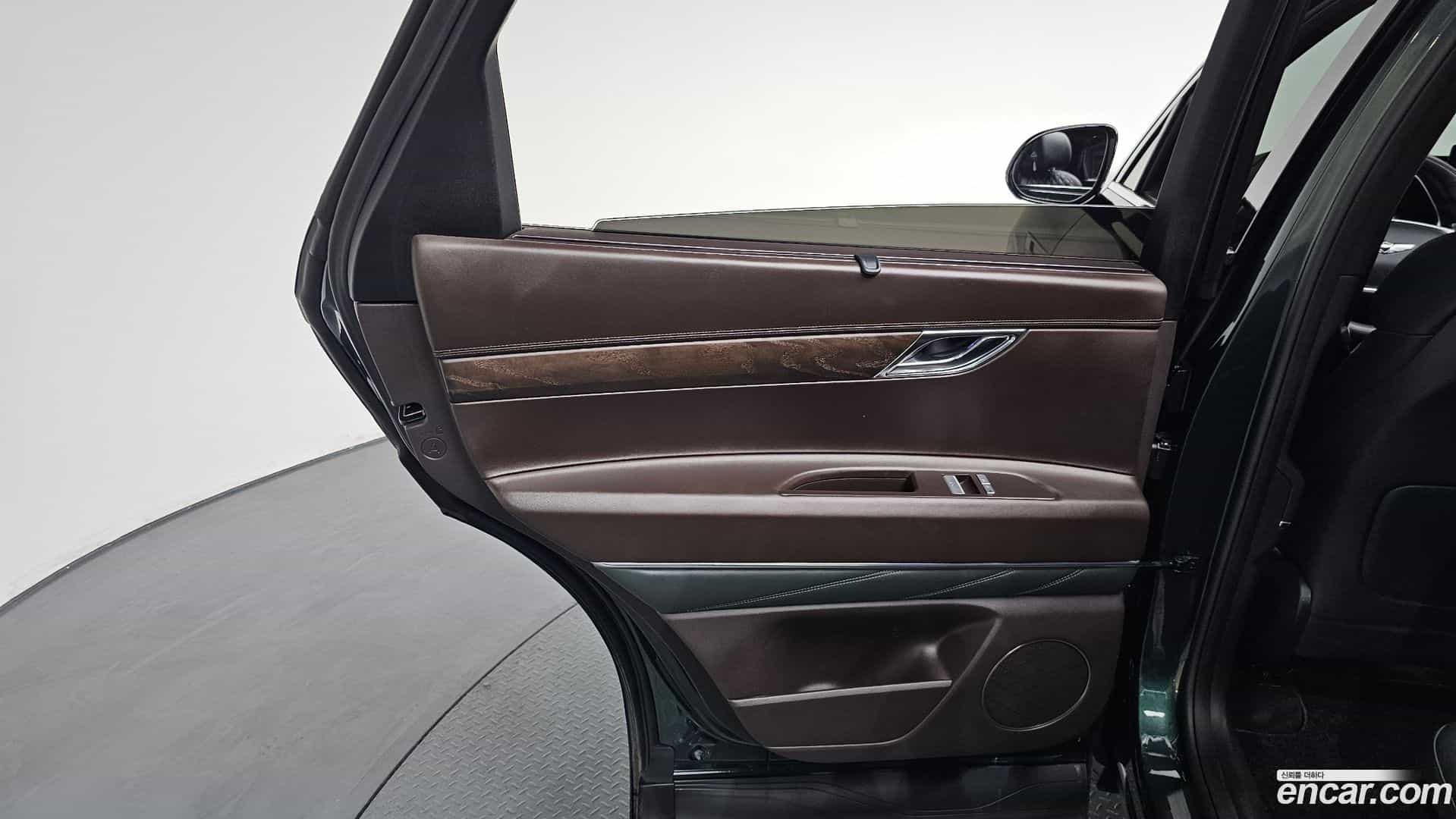 GV80 Genesis 2022.3-INNER-035