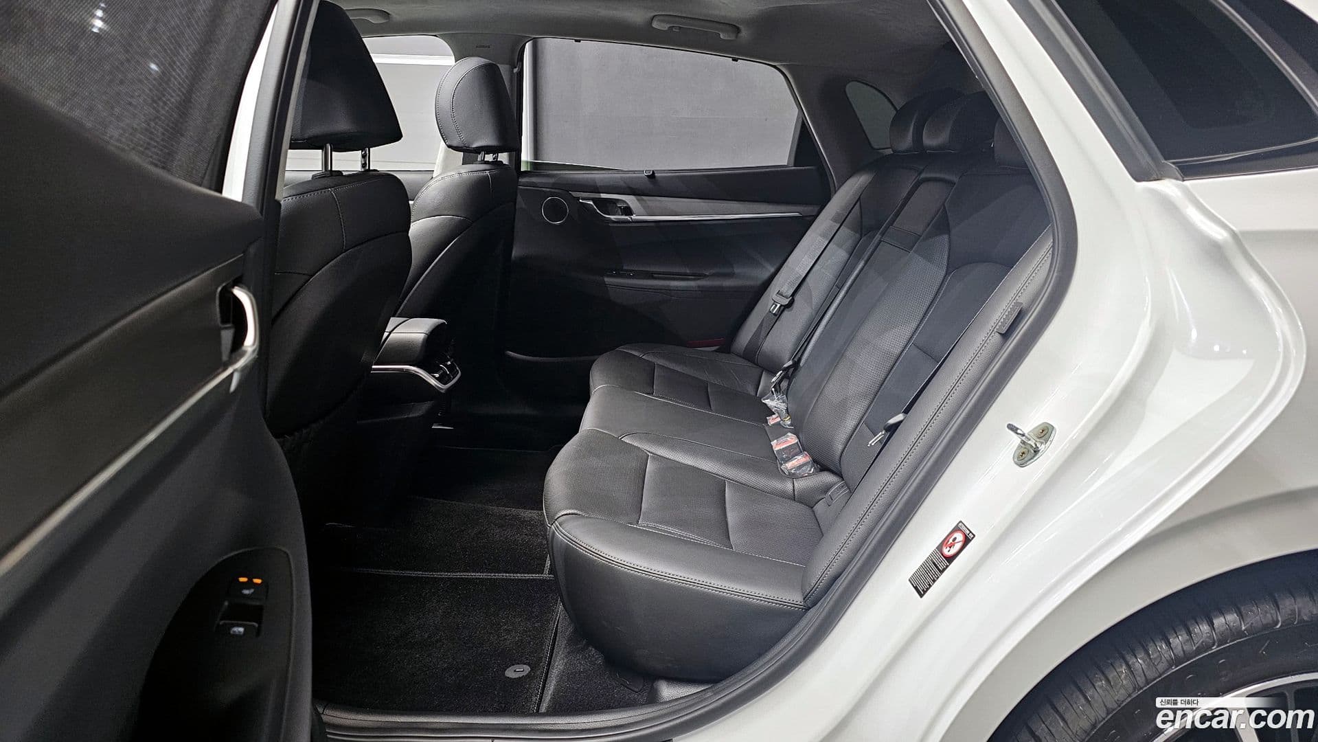 Main__Slider__Photo:Grandeur Hyundai 2022.6-11