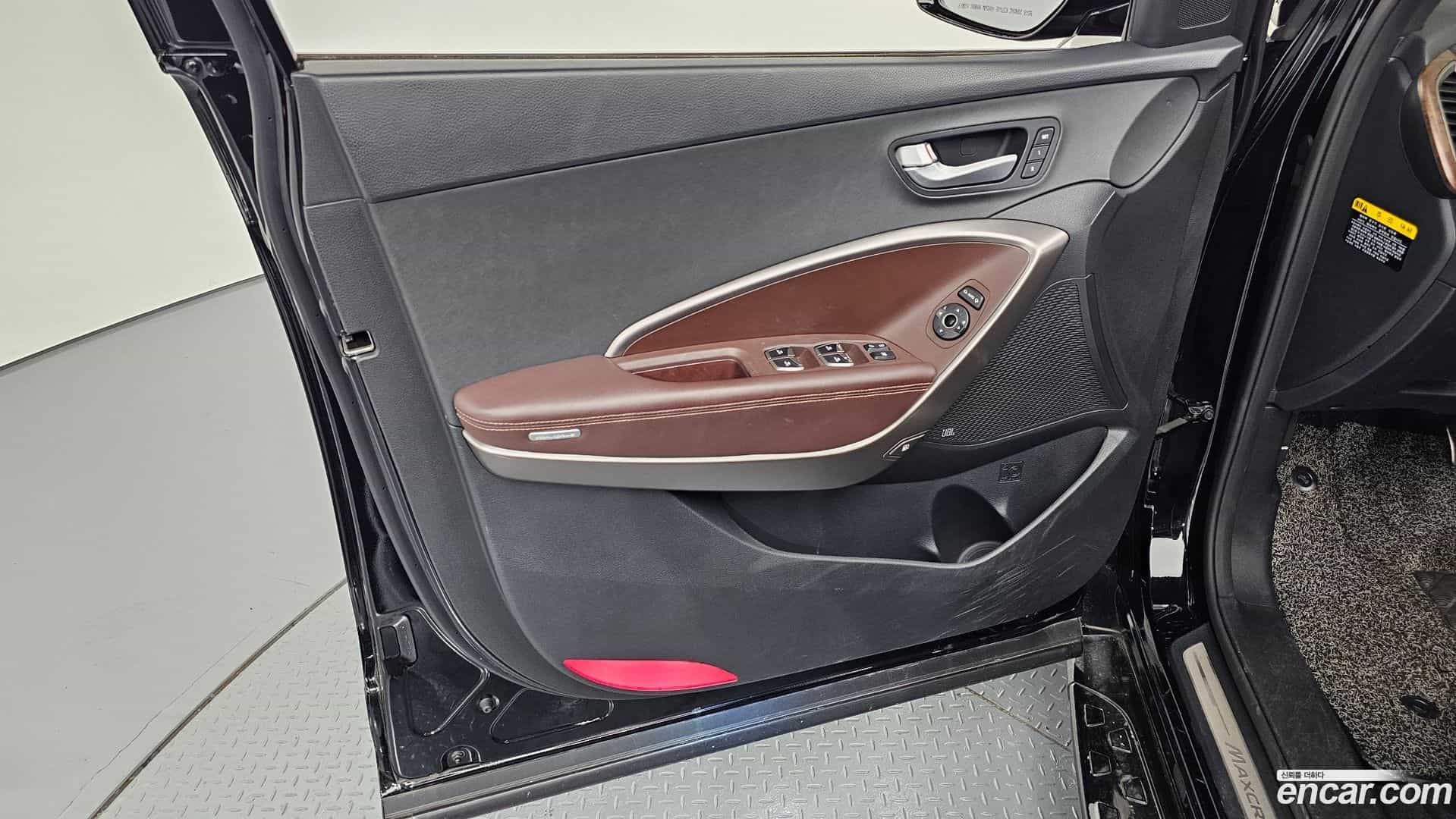 Maxcruz Hyundai 2017.3-INNER-034
