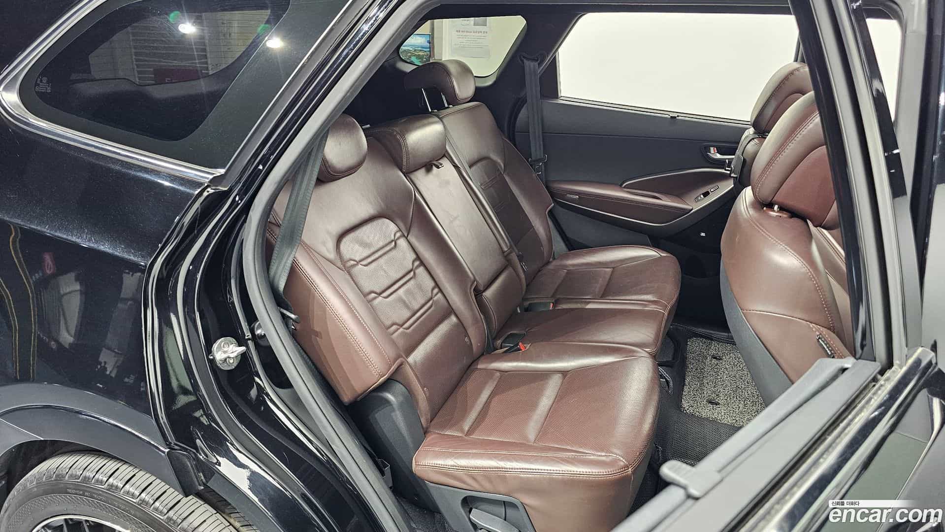 Maxcruz Hyundai 2017.3-INNER-036