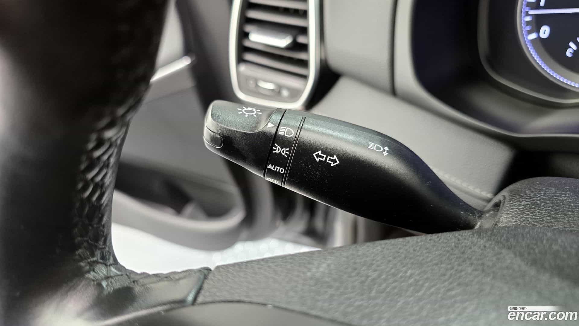Grandeur Hyundai 2016.10-OPTION-021