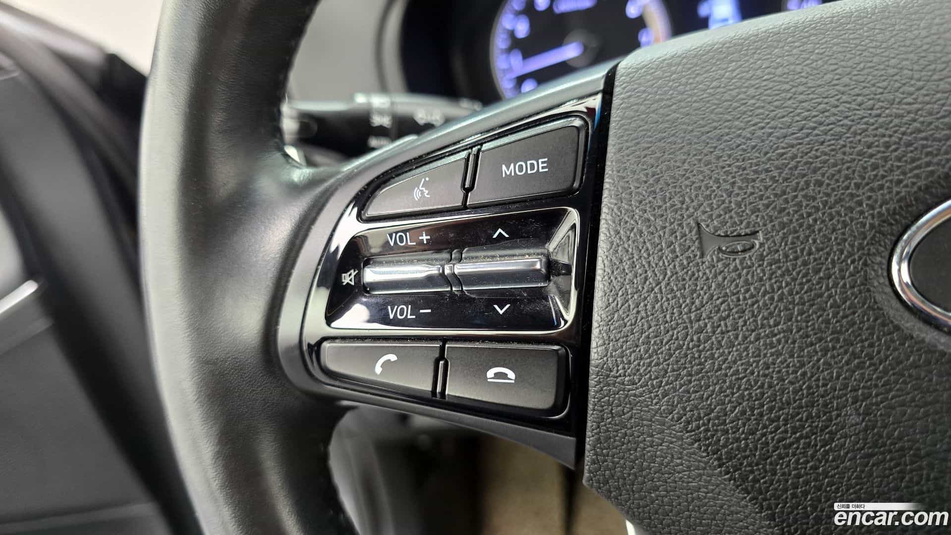 Grandeur Hyundai 2016.10-OPTION-046