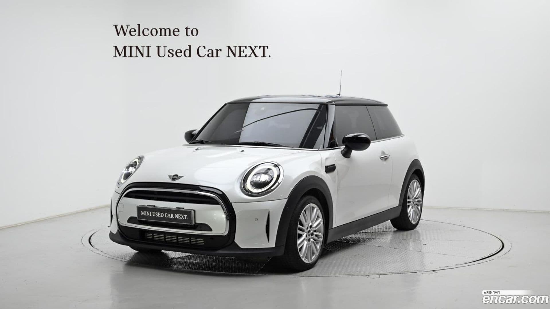 Main__Slider__Photo:Cooper Mini 2023.3-0