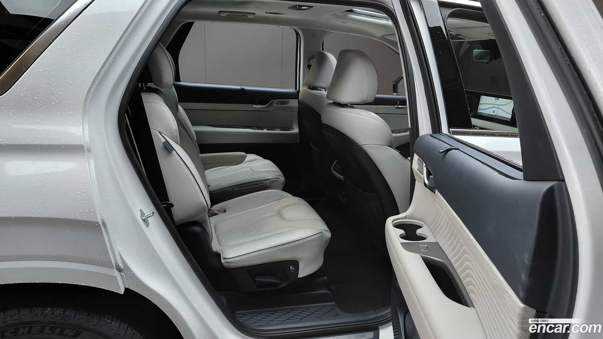 Palisade Hyundai 2023.3-OPTION-015