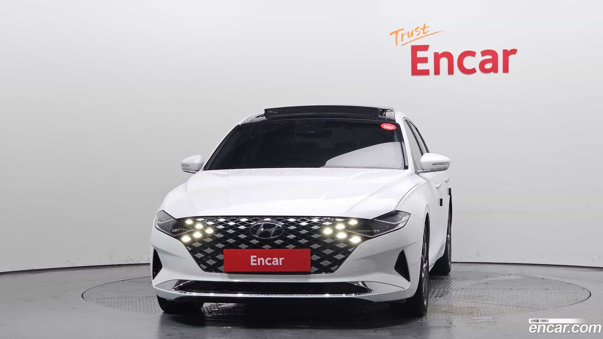 Grandeur Hyundai 2021.3-OUTER-003